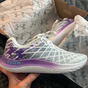Under Armour Flow Velociti Wind 2
